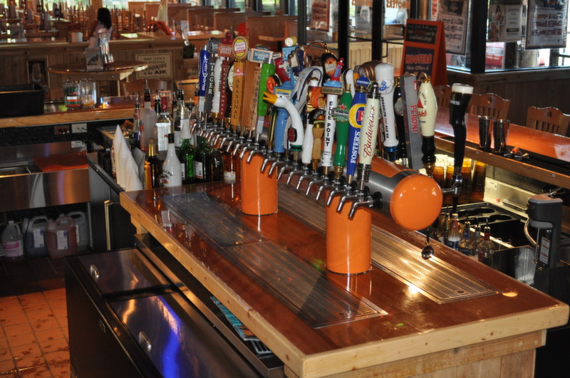 gallery_hooters_double_sided_tower